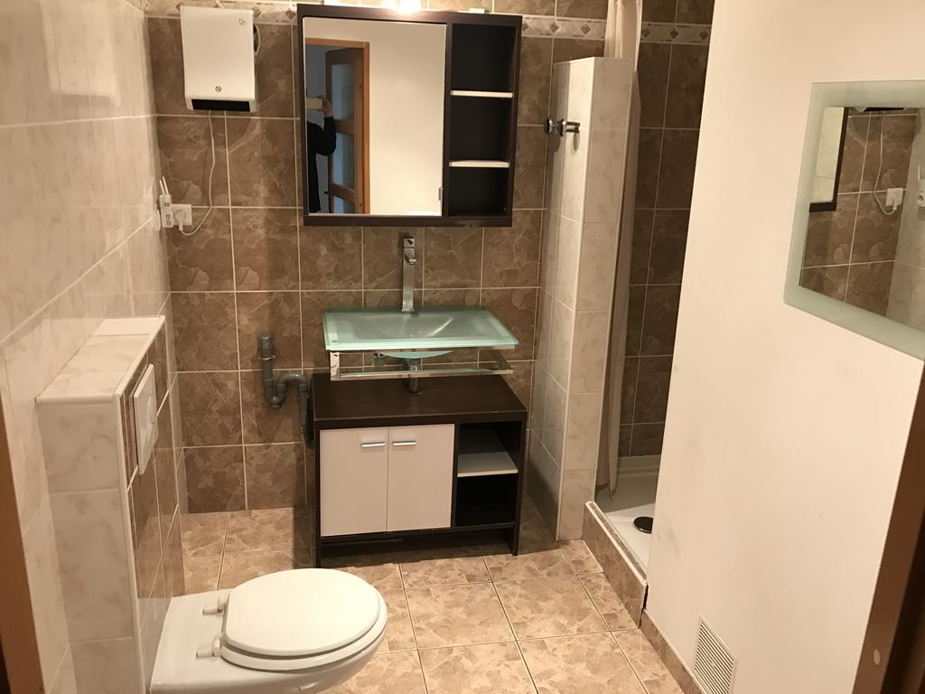 Appartement, Lyon, *
